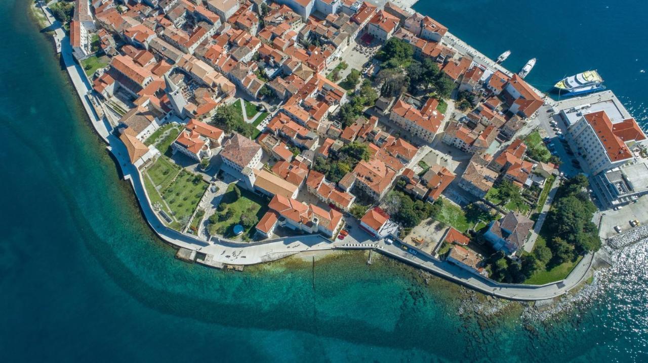 Rooms On Liberty Square Porec Exterior photo